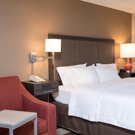Hampton Inn Сеймур Экстерьер фото