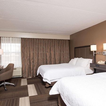 Hampton Inn Сеймур Экстерьер фото