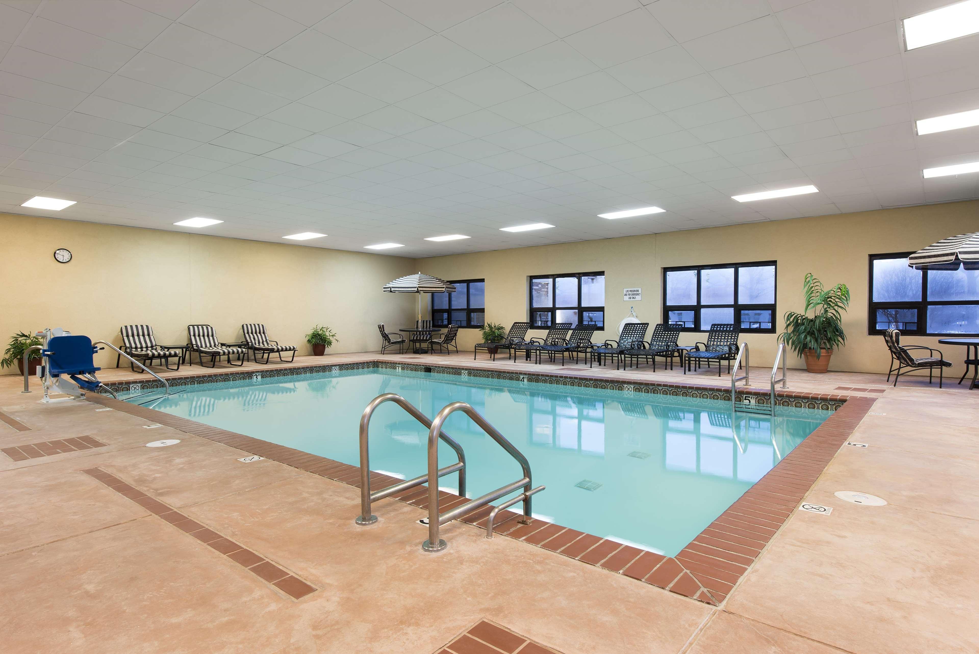 Hampton Inn Сеймур Экстерьер фото