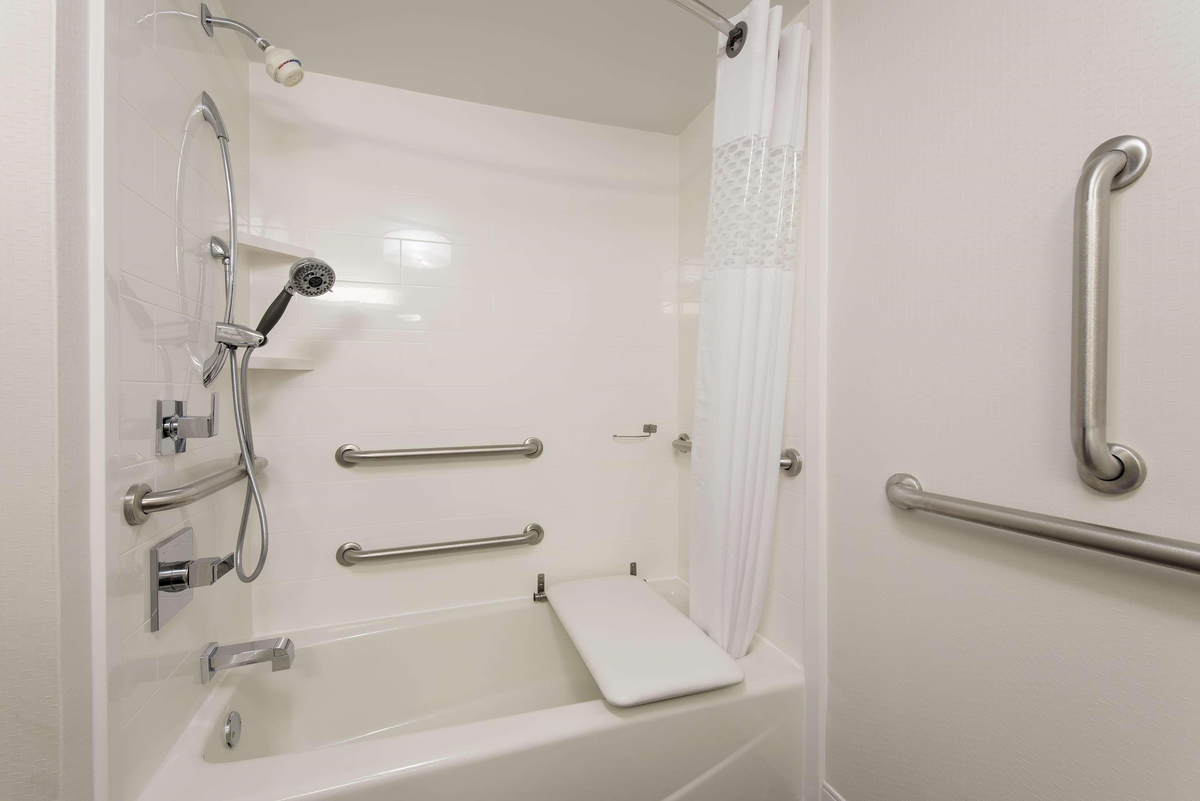 Hampton Inn Сеймур Экстерьер фото