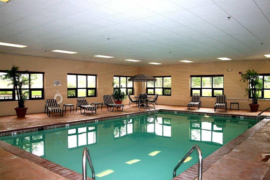 Hampton Inn Сеймур Удобства фото
